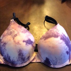 Victoria’s Secret push up bra